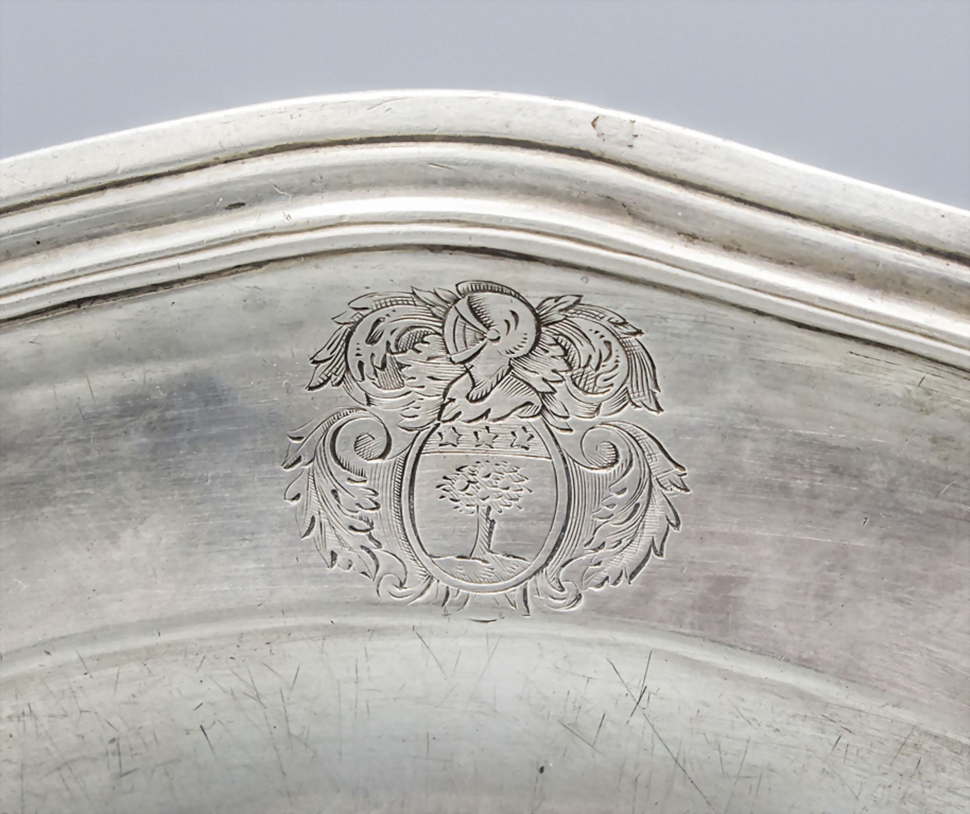 Barock Teller / A Baroque silver plate, Marc Bazille, Montpellier, um 1780 - Image 2 of 4