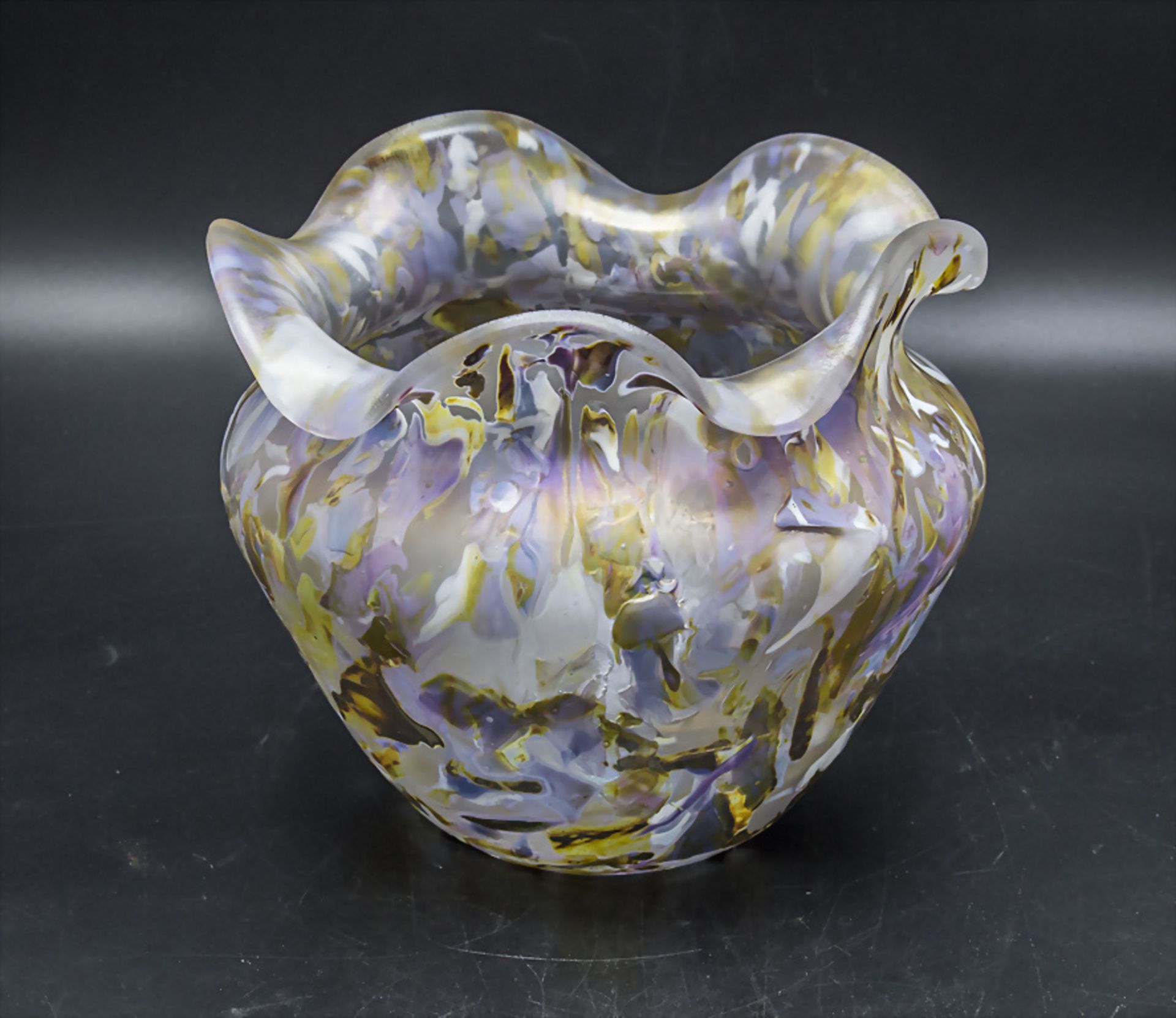 Jugendstil Glasziervase / A decorative Art Nouveau glass vase, Böhmen, um 1910 - Bild 2 aus 6