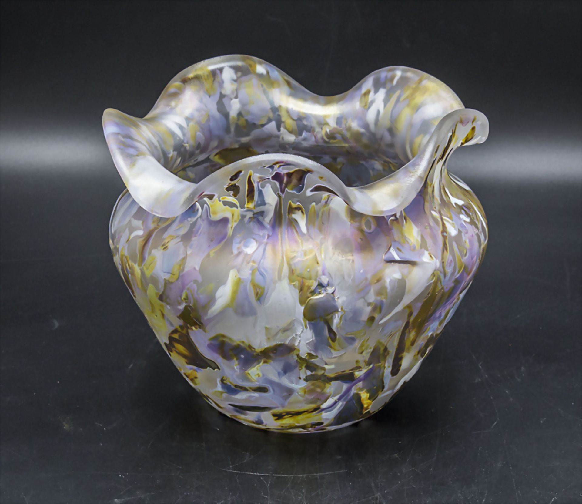 Jugendstil Glasziervase / A decorative Art Nouveau glass vase, Böhmen, um 1910 - Image 2 of 6