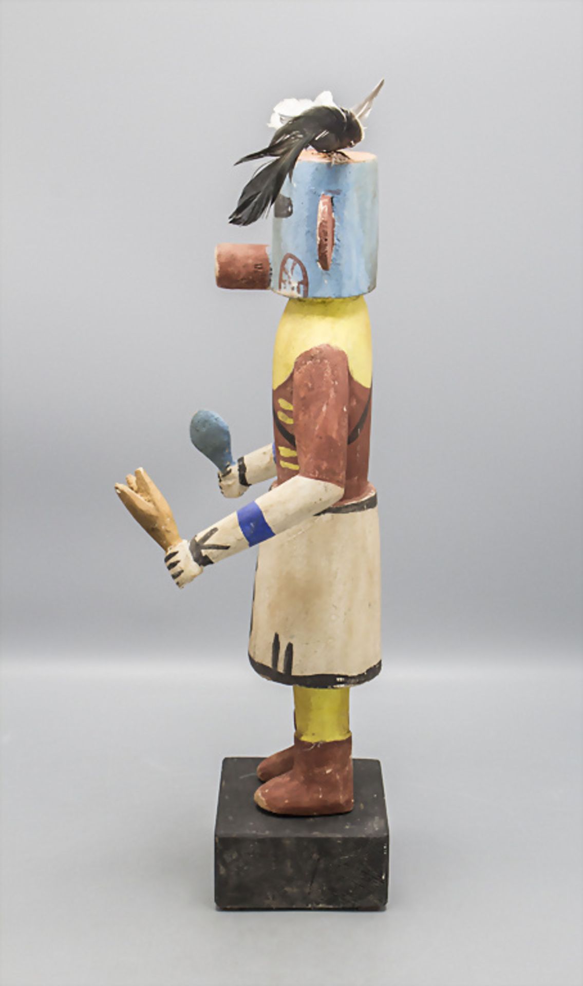 Kachina-Puppe / A Kachina doll, Hopi, Nordamerika, Mitte 20. Jh. - Bild 2 aus 5