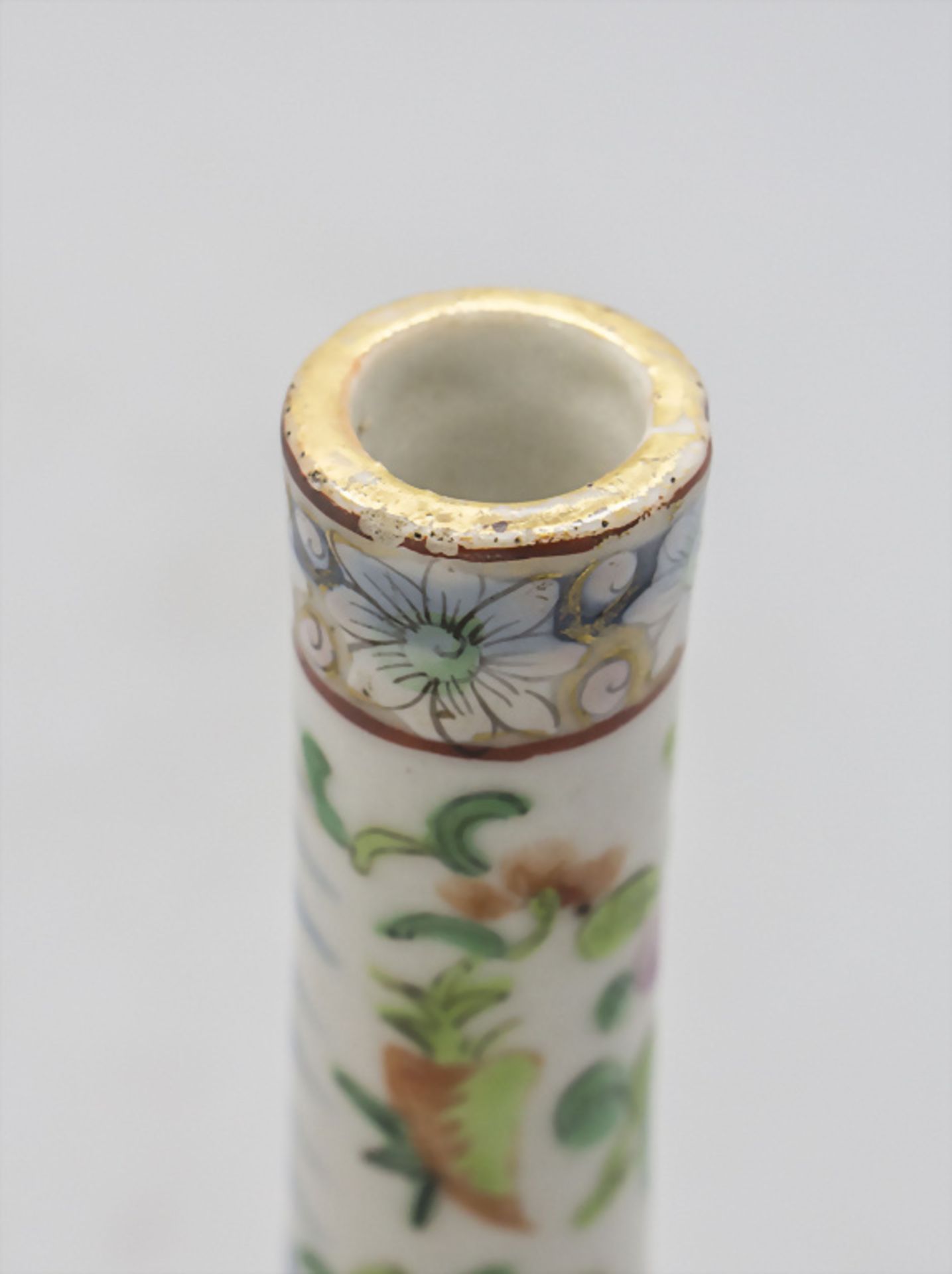 Enghalsvase / A vase, China, Qing-Dynastie (1644-1911) - Bild 7 aus 7