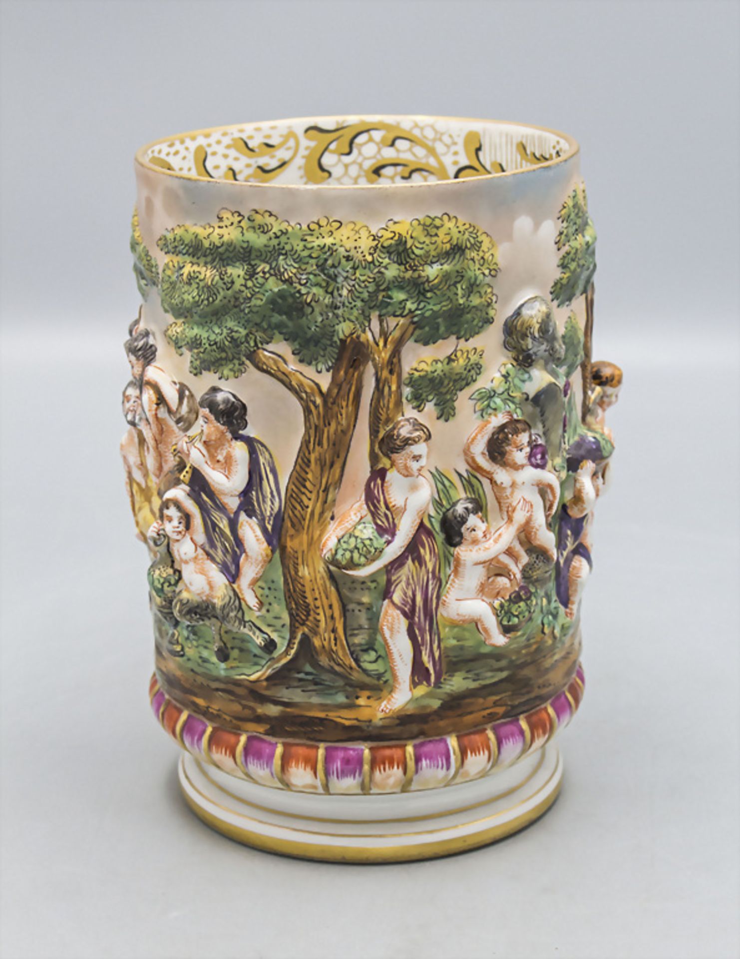 Ziergefäß / Vase im Capodimonte-Stil / A decorative vase, Ernst Bohne & Söhne, Rudolstadt, um 1900 - Image 2 of 6