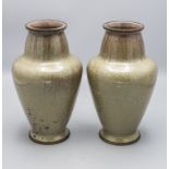 Paar Vasen / A pair of ceramic vases, Frankreich, Sarreguemines, um 1920