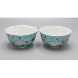 Paar türkise Schalen / A pair of turquoise bowls, China, Republik-Zeit, 20. Jh.