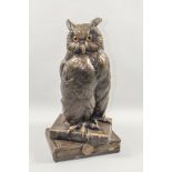 Keramikfigur 'Eule' / A ceramic figure of an owl, nach 1925