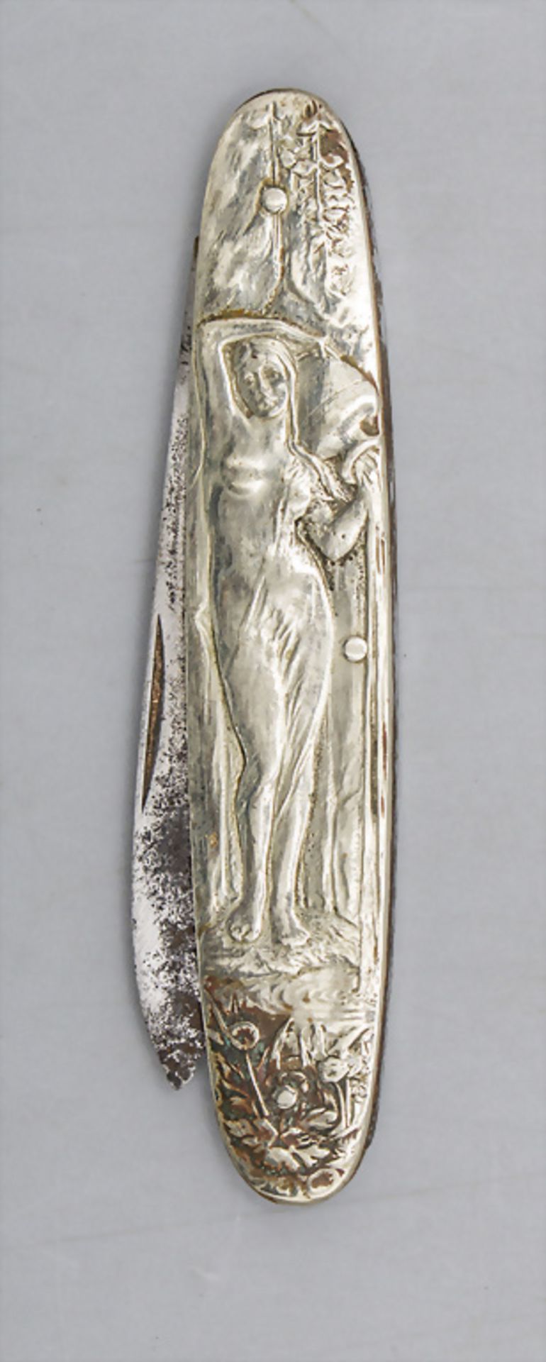 Jugendstil Taschenmesser mit weiblichem Halbakt / An Art Nouveau pocket knife with a female ...