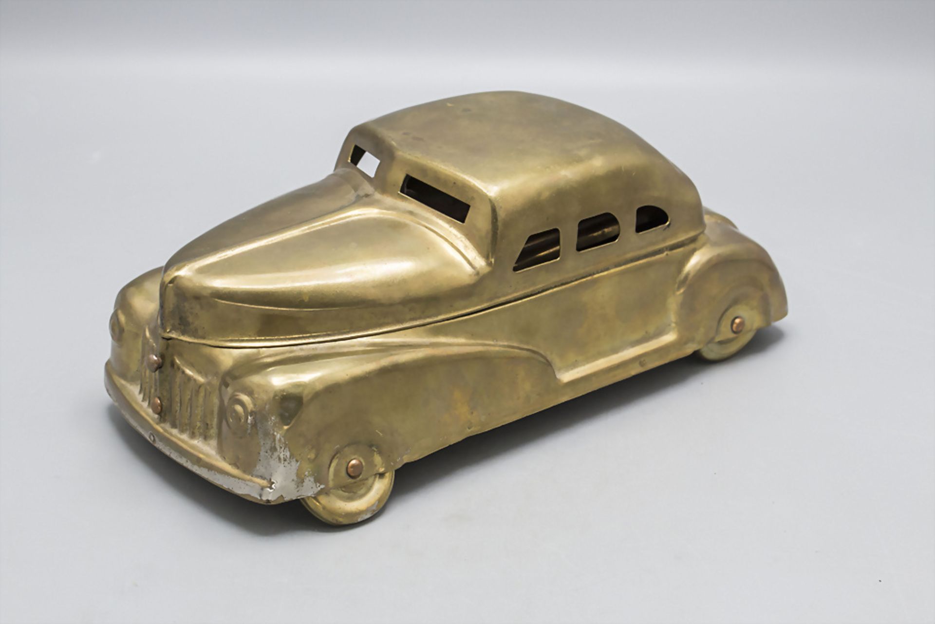 Art Déco 'Betel Motor Car-Aufbewahrungsbox' / A storage box, um 1930 - Image 2 of 6