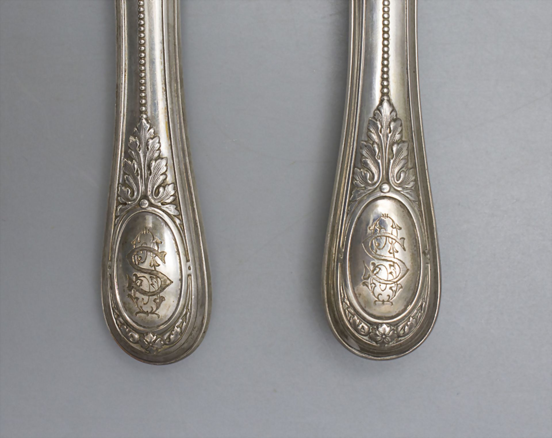 Fisch-Vorlegebesteck / A silver fish serving cutlery, Hènin & Cie., Paris, nach 1896 - Bild 3 aus 5