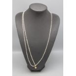 Dreireihiges Süsswasserperlen-Kollier / A triple string pearl necklace with 14 ct gold closure