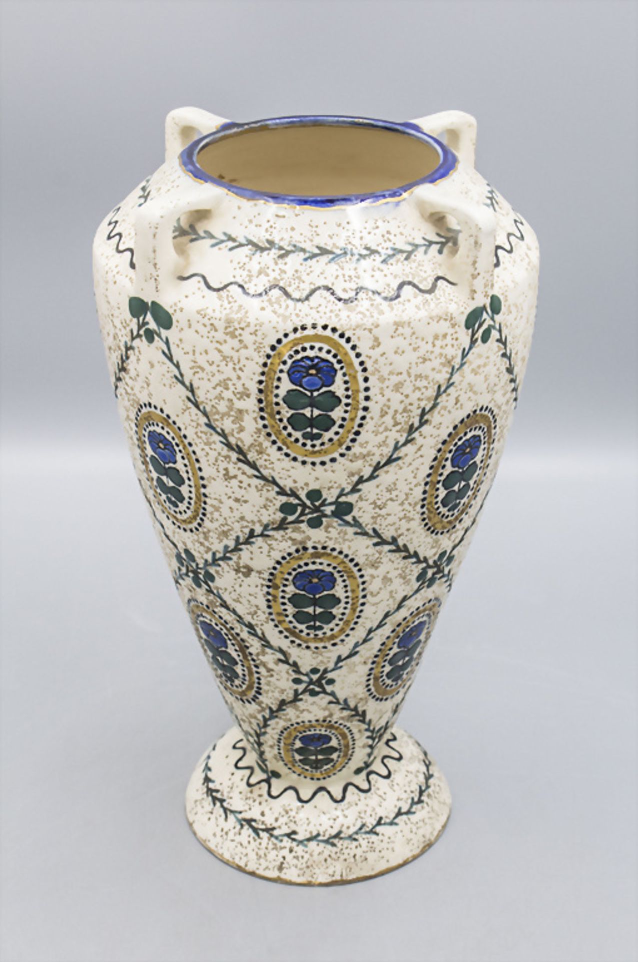Jugendstil Vase / An Art Nouveau vase, Ernst Wahliss, Wien/Turn-Teplitz, um 1910