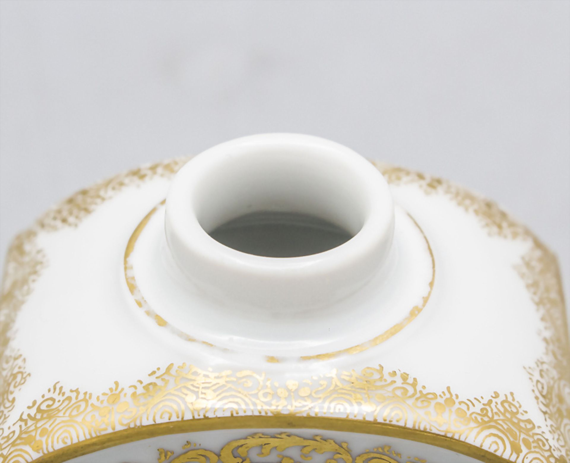 Miniatur Teedose mit Ansicht des 'Palais im Kgl. Großen Garten' in Dresden / A miniature tea ... - Bild 7 aus 7