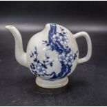 Glückspfirsich-Weinkanne / A lucky peach wine jug, China, Qing-Dynastie (1644-1911), 18./19. Jh.