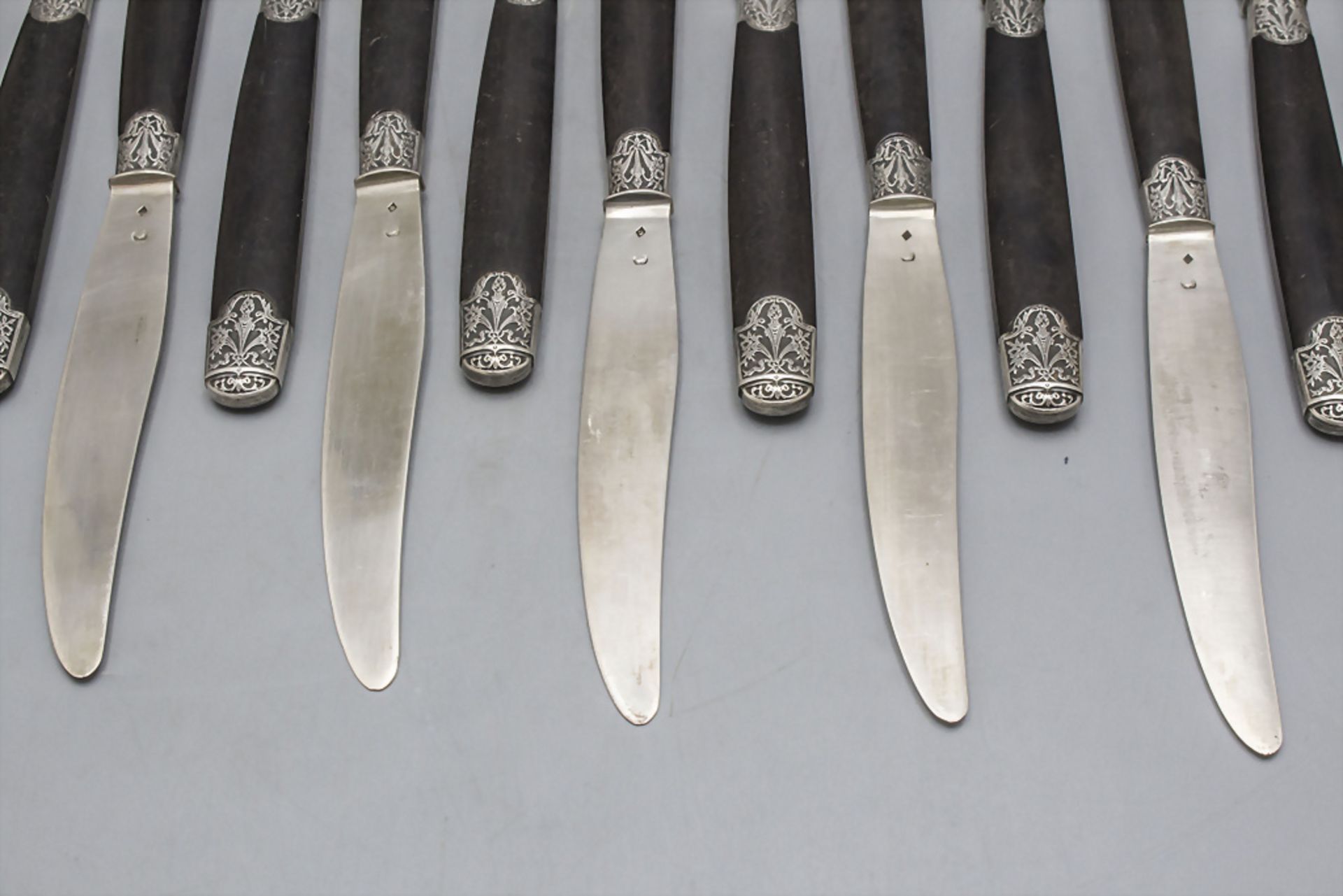 15 Obstmesser / 15 silver fruit knives, Frankreich, Paris, Mitte/Ende 19. Jh. - Bild 2 aus 4
