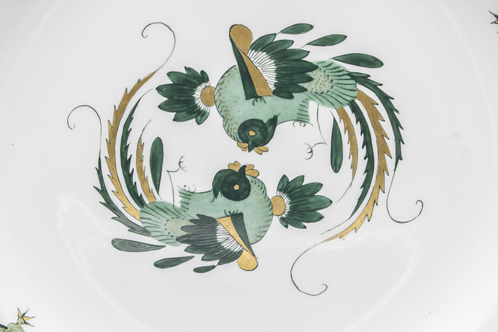 Speiseteller 'Reicher Drache' / A dinner plate with 'Rich Dragon' decoration, Meissen, Ende 19. Jh. - Bild 2 aus 3