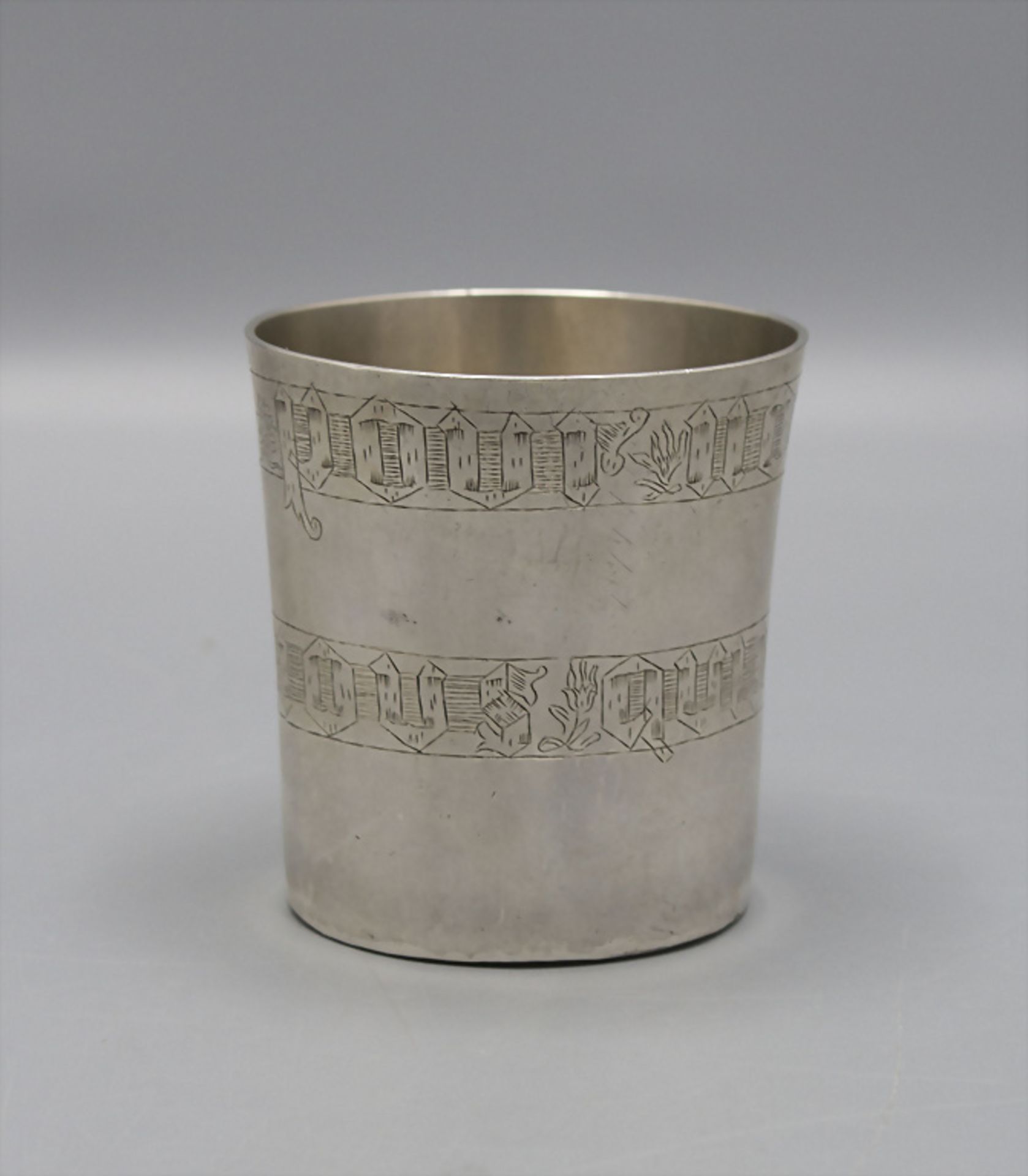 Kiddusch-Becher / A silver kiddush beaker / Une goblet de kiddouch, N. Mouzin, Metz, 1734-1735 - Bild 2 aus 4