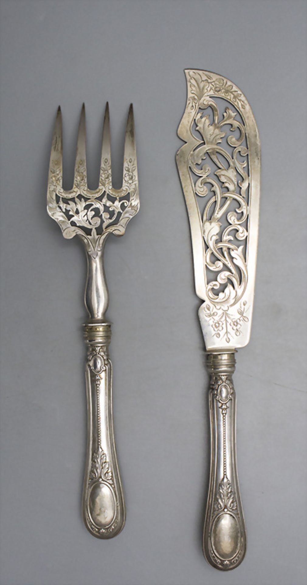 Fisch-Vorlegebesteck / A silver fish serving cutlery, Hènin & Cie., Paris, nach 1896 - Bild 4 aus 5