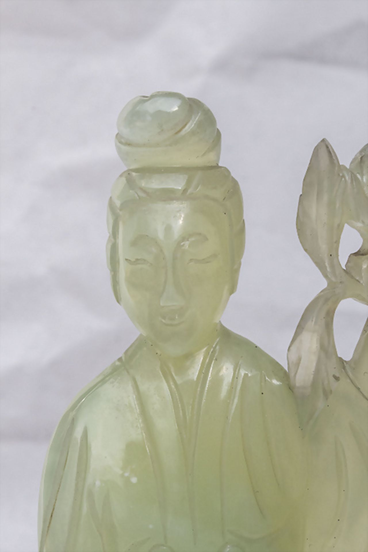 Jadeskulptur / A jade sculpture, Guanyin, China, um 1900 - Bild 10 aus 10