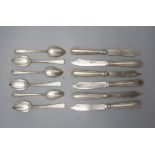 6 Teelöffel und 6 Käsemesser / 6 silver tea spoons and 6 cheese knives , A.C. Franck, Hamburg, ...