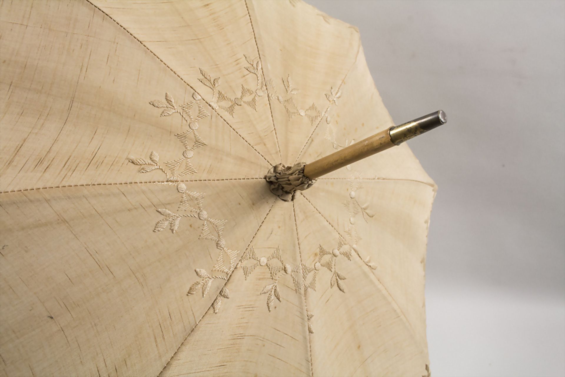 Sonnenschirm / A parasol, Ende 19. Jh. - Bild 3 aus 4