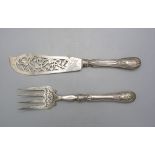 Fisch-Vorlegebesteck / A silver fish serving cutlery, Hènin & Cie., Paris, nach 1896