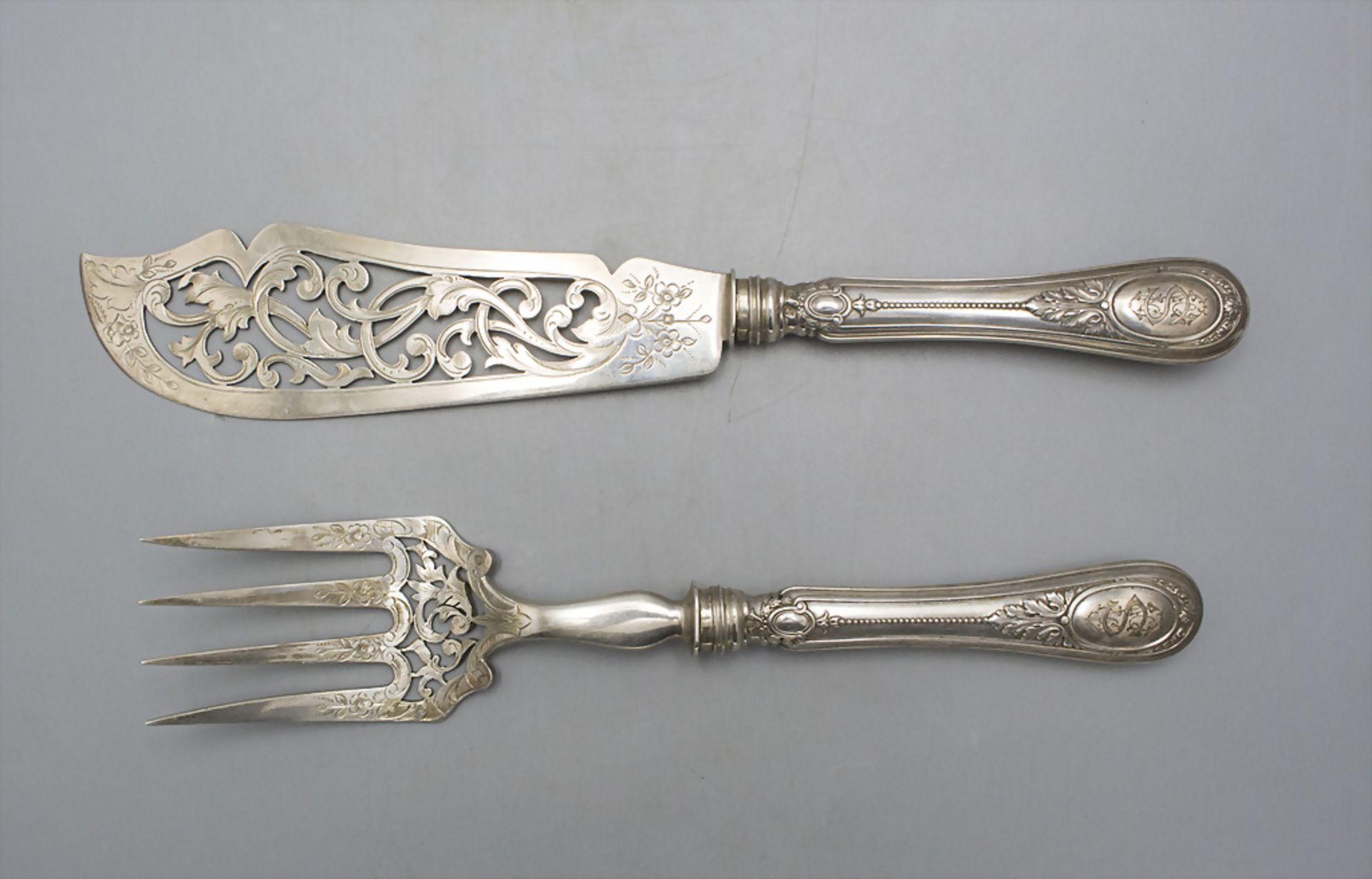 Fisch-Vorlegebesteck / A silver fish serving cutlery, Hènin & Cie., Paris, nach 1896