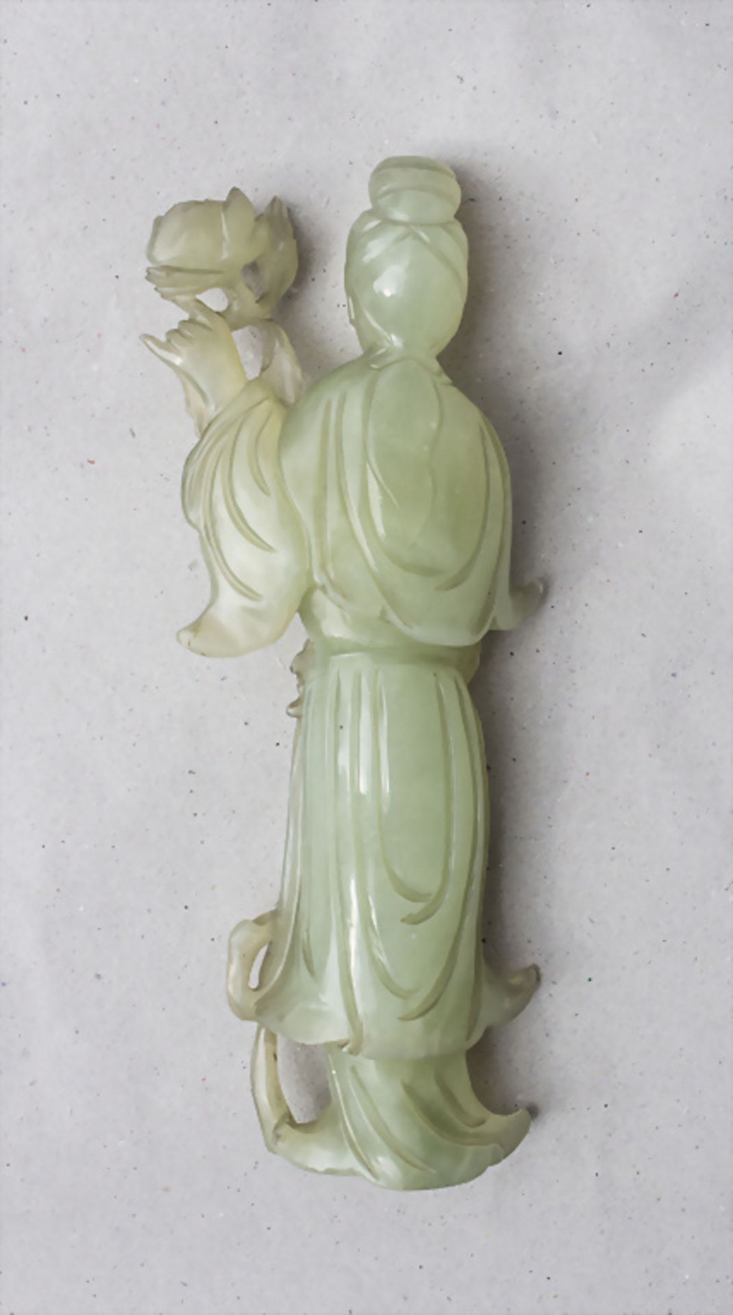 Jadeskulptur / A jade sculpture, Guanyin, China, um 1900 - Bild 7 aus 10