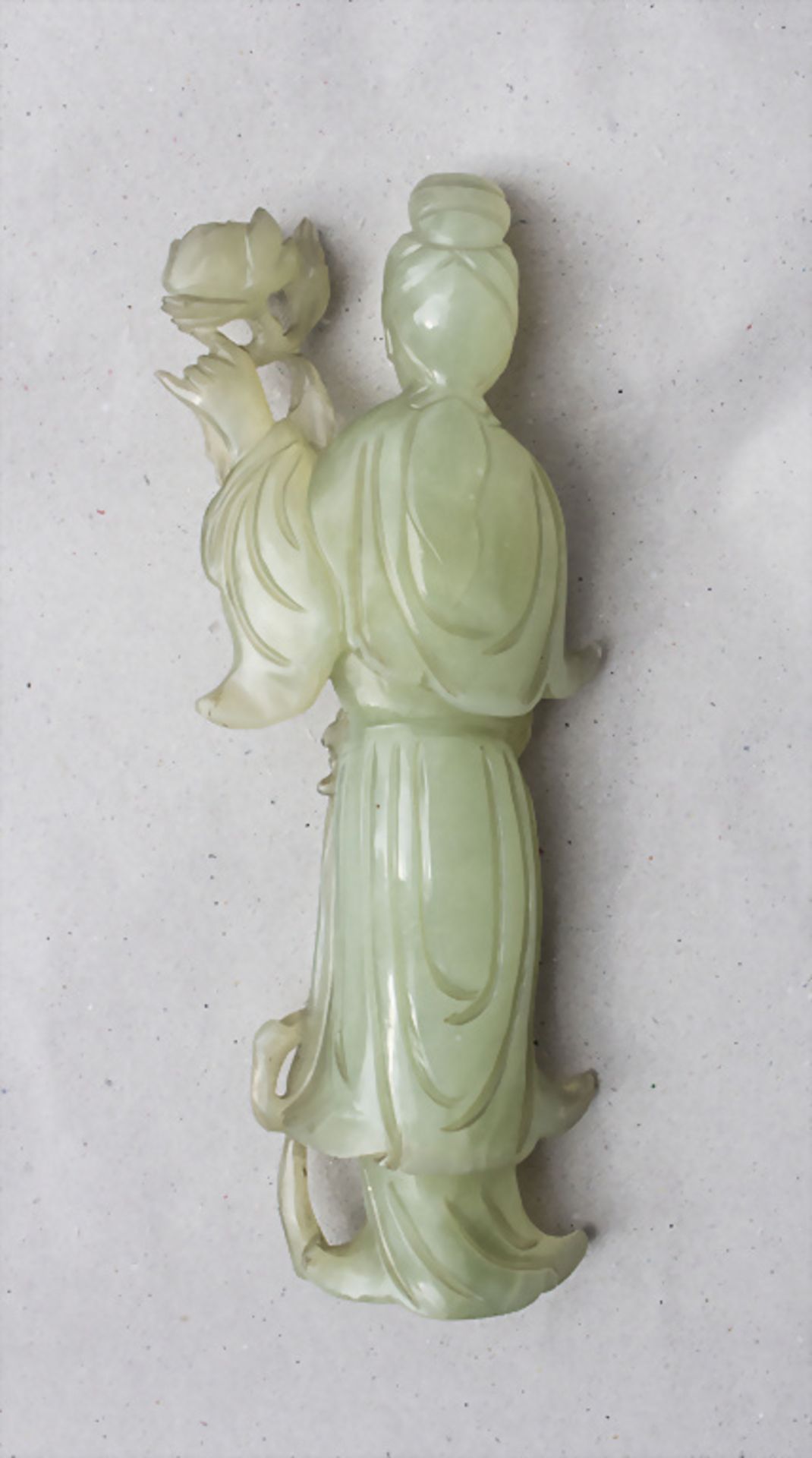 Jadeskulptur / A jade sculpture, Guanyin, China, um 1900 - Image 7 of 10