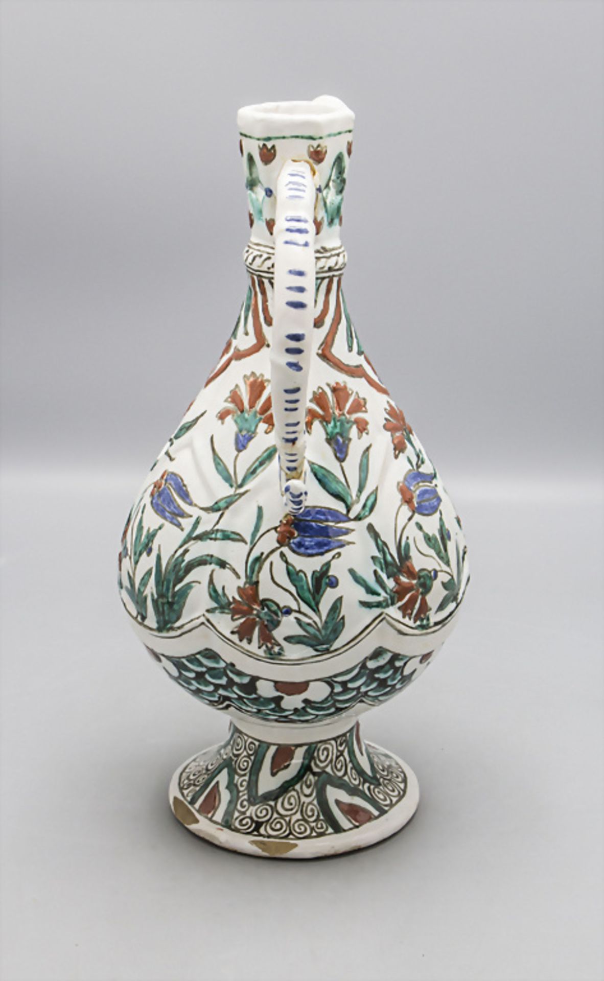 Seltene Fayence Kanne / A faience jug, wohl Iznik, Türkei, 18./19. Jh. - Bild 4 aus 6