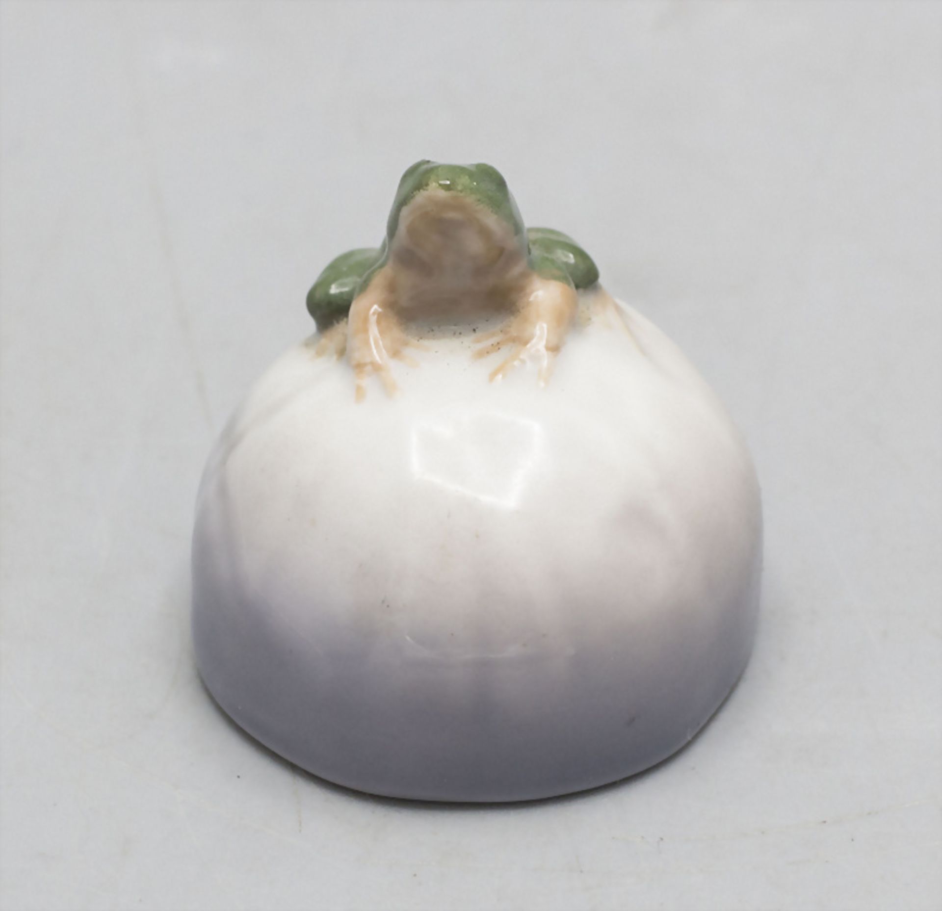 Frosch auf Stein / A frog on a stone, Royal Copenhagen, 1969-73 - Bild 2 aus 5