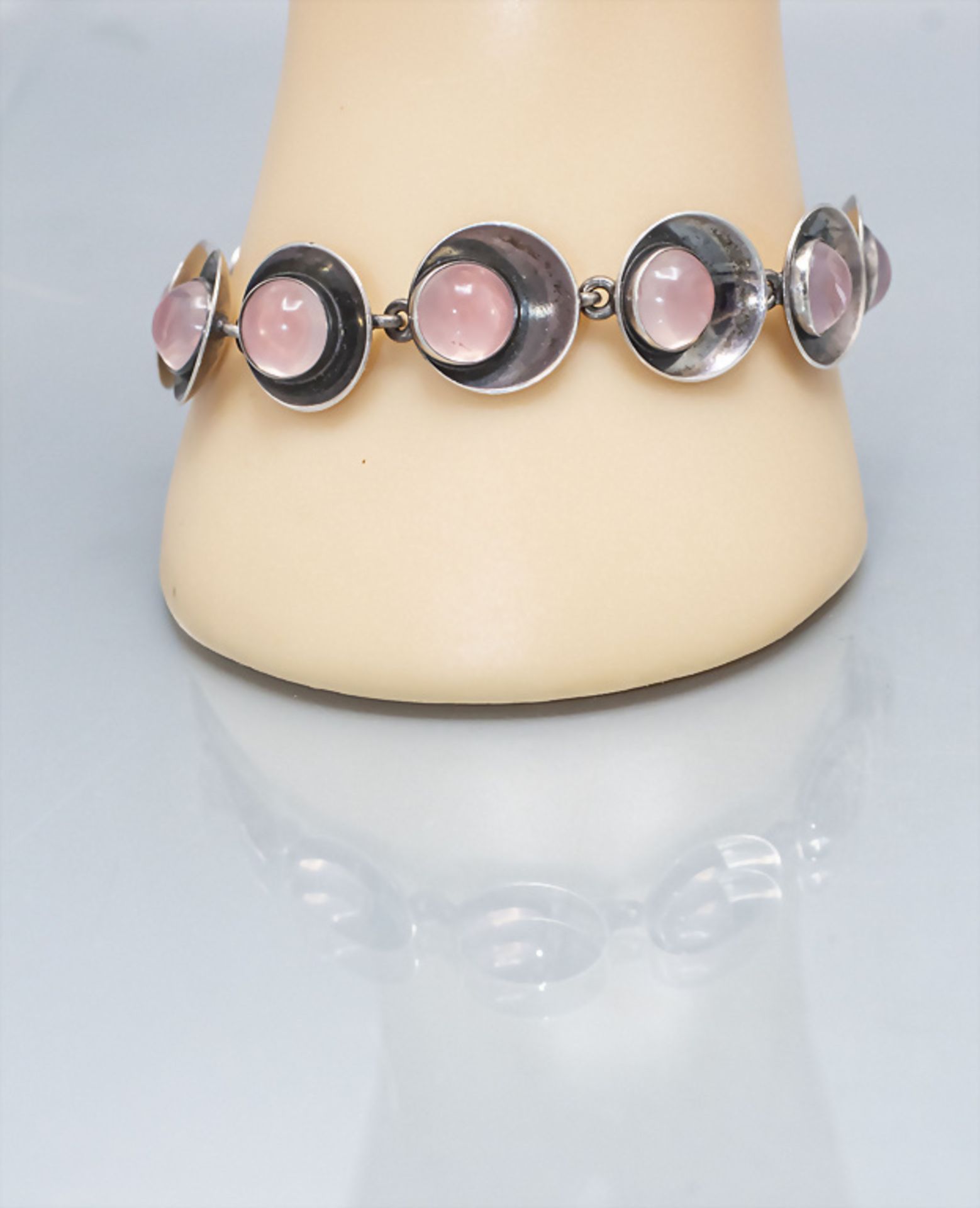 Silber Armband mit Rosenquarz / A silver bracelet with rose quartz, Nils Erik From, Dänemark, ... - Image 2 of 5