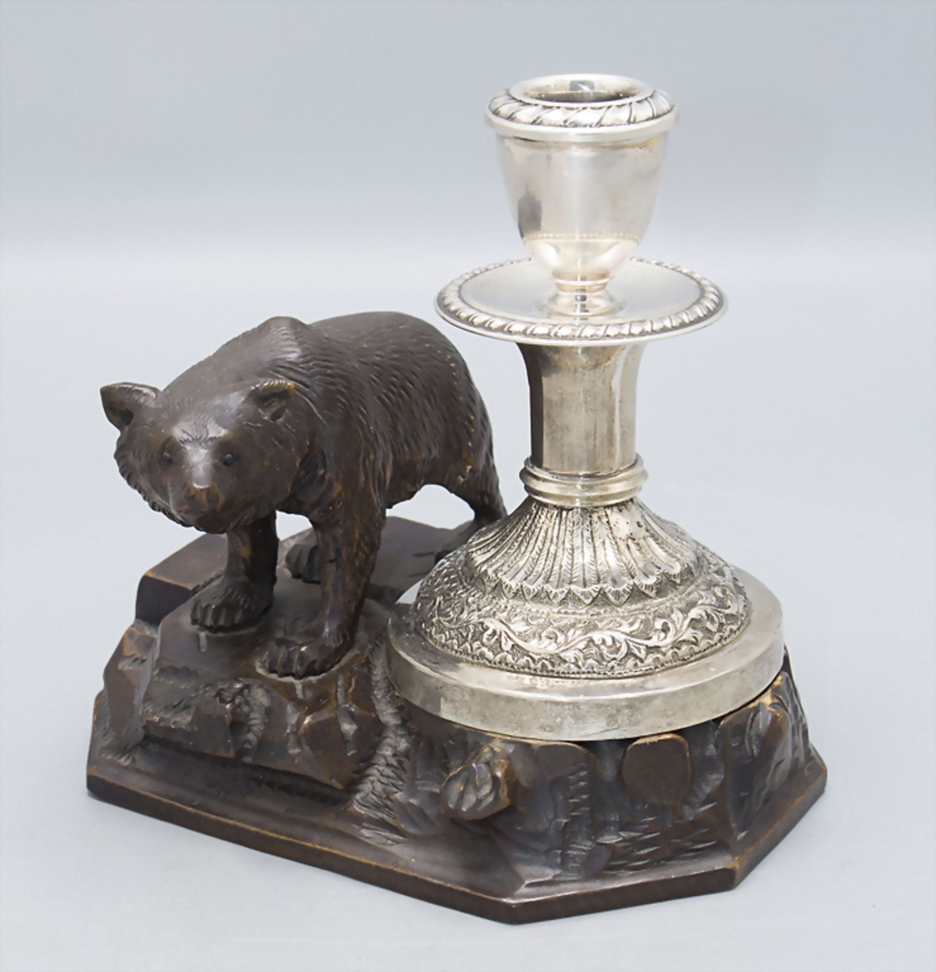 Silberleuchter mit Bär / A silver candleholder with a bear, Russland, um 1900