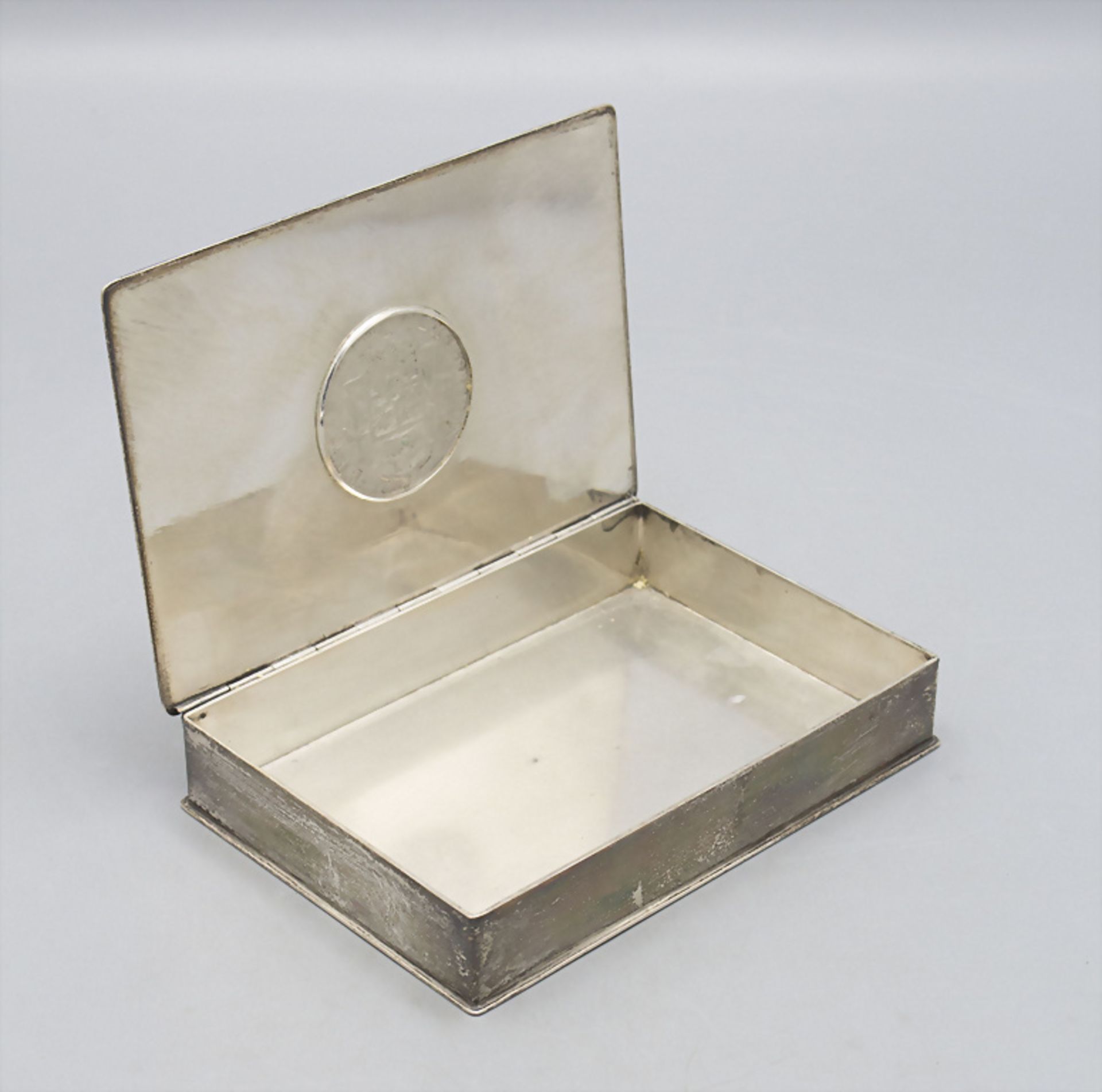 Zigarettendose / A silver cigarette box, um 1930 - Image 4 of 8