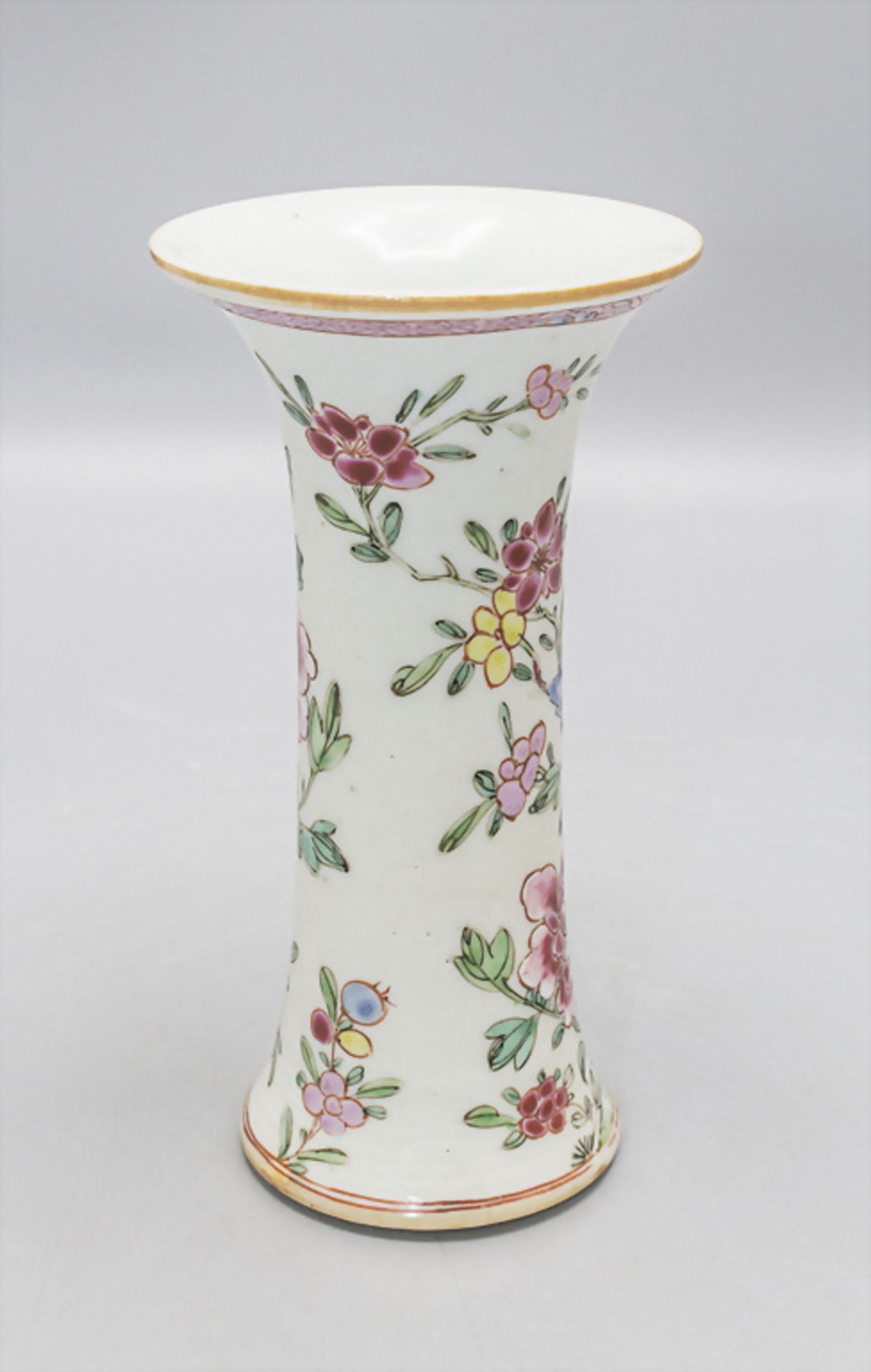 Konvolut 'Familie-Rose Porzellan' / A set of three 'Famille rose' porcelain pieces, Qianlong ... - Image 5 of 5