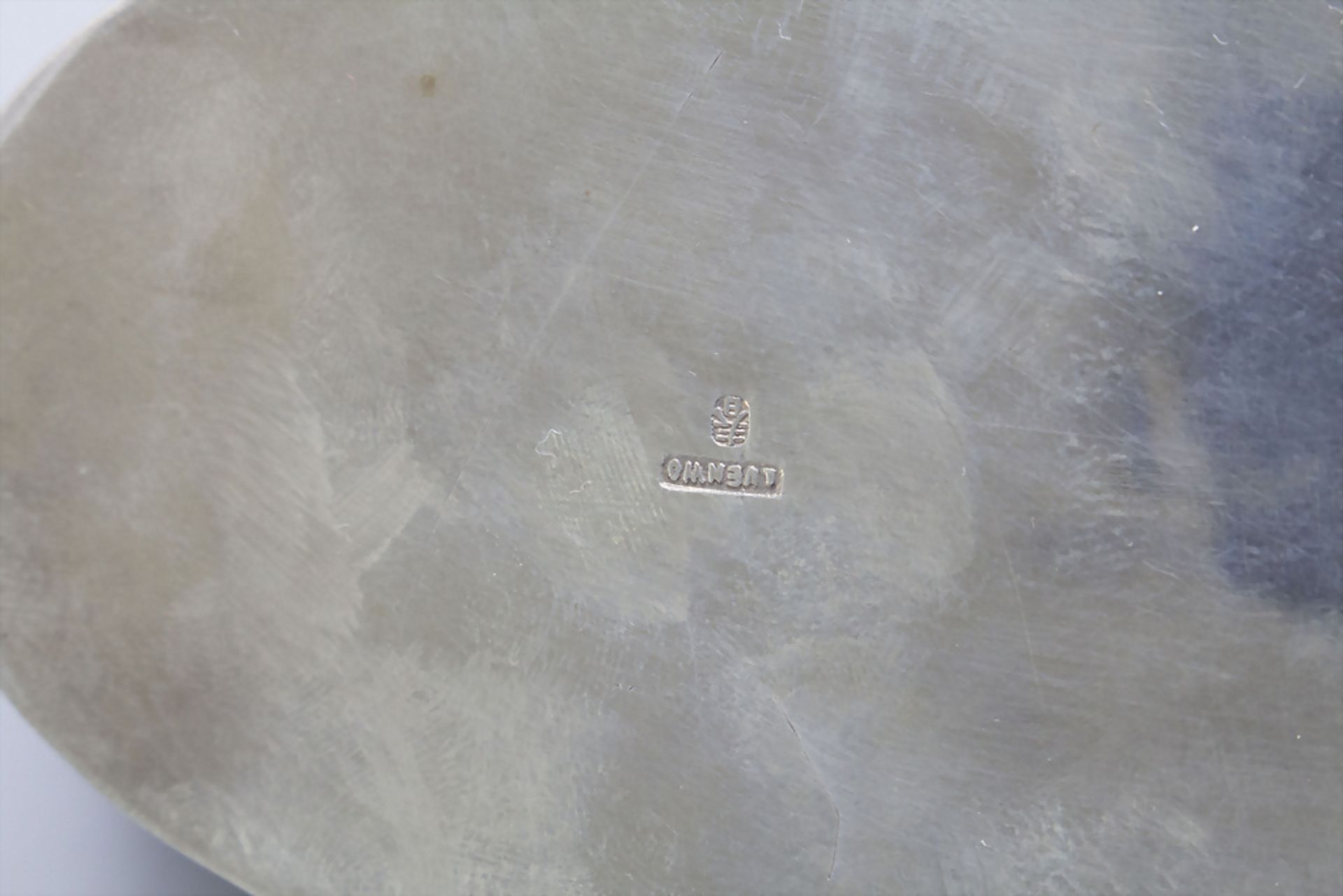 Export Silber Deckelterrine mit Platte / A Chinese export silver lidded tureen with stand, ... - Bild 9 aus 10