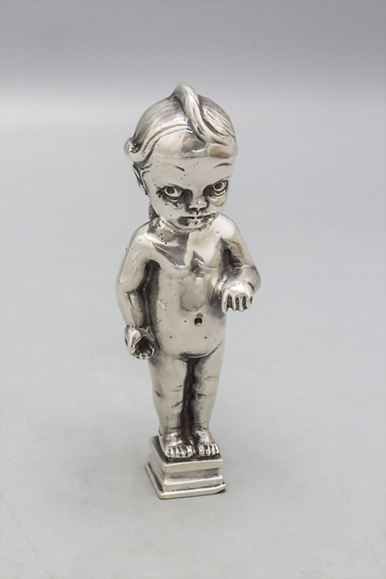 Art Déco Brieföffner u. Petschaft 'Kewpie Doll' / A rare Art Deco letter opener and seal with ... - Image 5 of 6