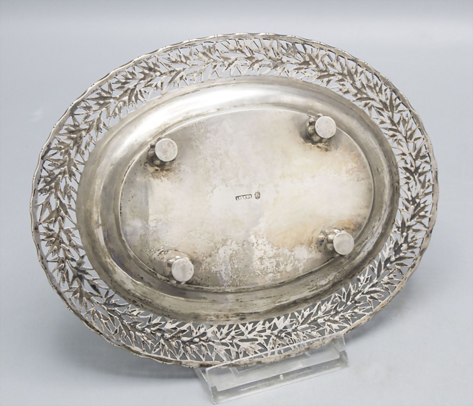 Export Silber Deckelterrine mit Platte / A Chinese export silver lidded tureen with stand, ... - Bild 5 aus 10