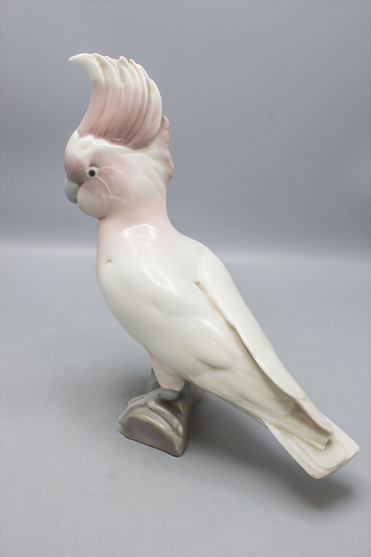 Jugendstil Vogelfigur 'Kakadu' / An Art Nouveau bird figure of a cockatoo, Gebrüder Heubach, ... - Bild 3 aus 7