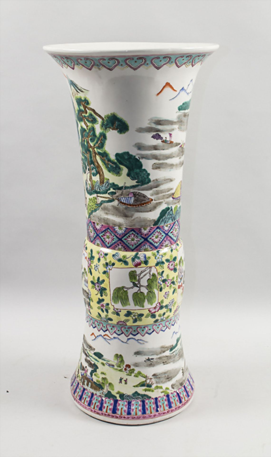Große Gu Bodenvase / A large Gu vase, wohl Qing-Periode, China - Image 5 of 10