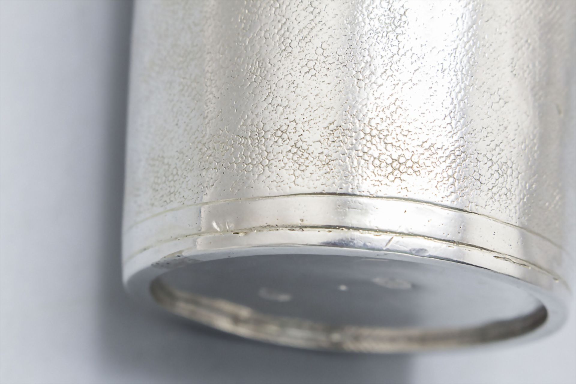 Schlangenhautbecher / A snake skin silver beaker, Nicolaus Matthey, Neuenburg/Neuchatel, um 1675 - Bild 3 aus 5