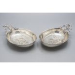 Paar dekorative Anbietschalen / A pair of decorative silver serving dishes, Paillard Frères, ...