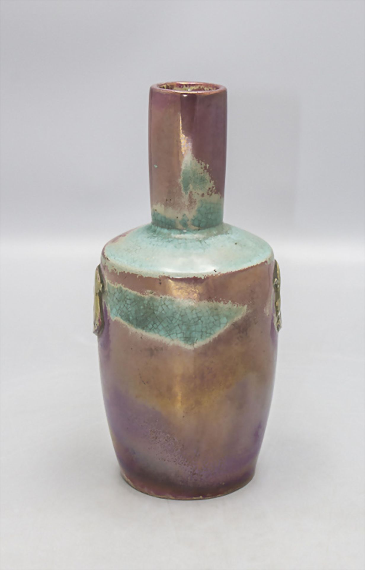 Jugendstil Henkelvase mit Pharao / An Art Nouveau handled vase with a pharaoh, Céramique ... - Image 2 of 4