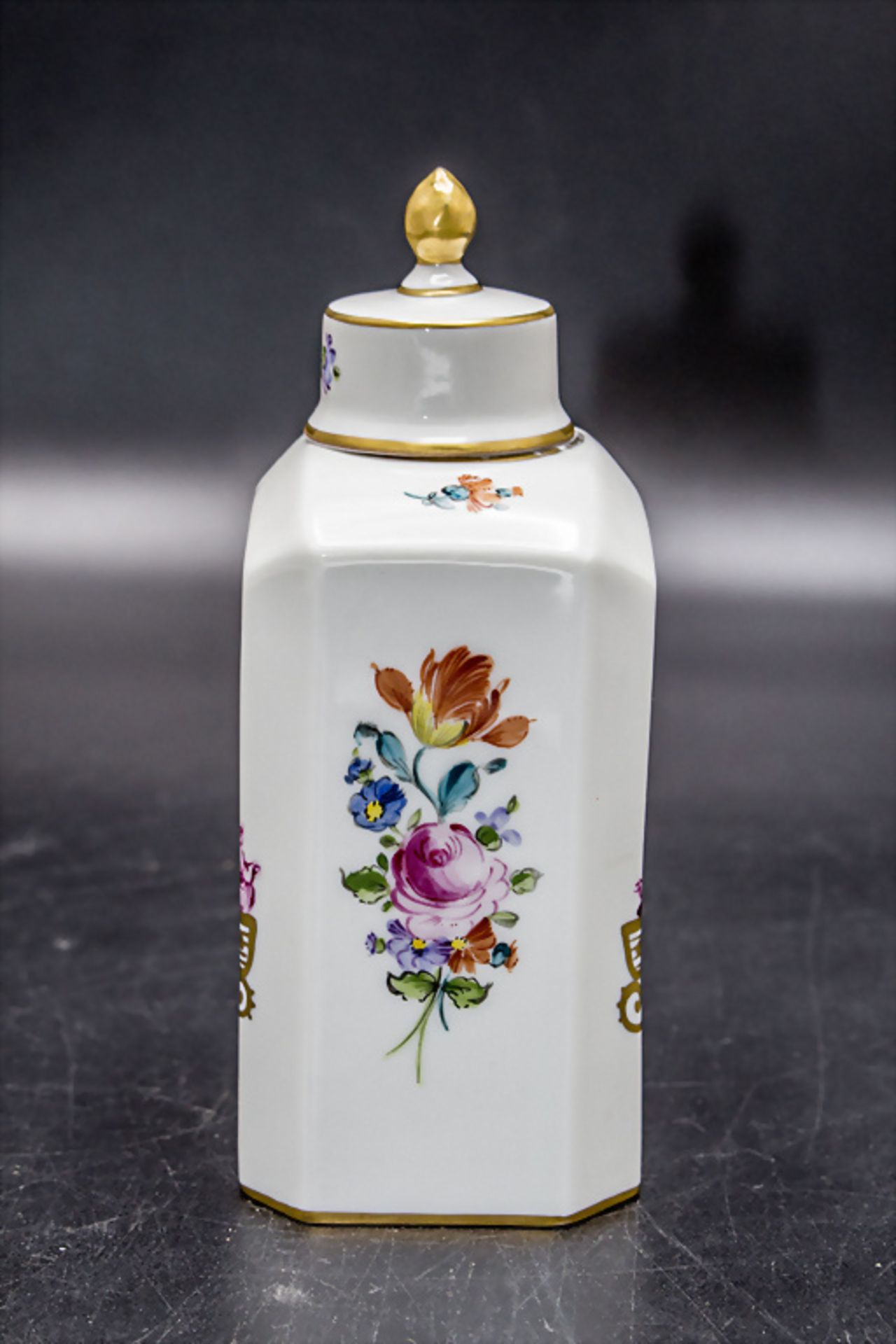 Teedose mit Chinoiserien / A tea caddy with Chinoiserie scenes, Carl Thieme, Potschappel, nach 1900 - Image 2 of 8