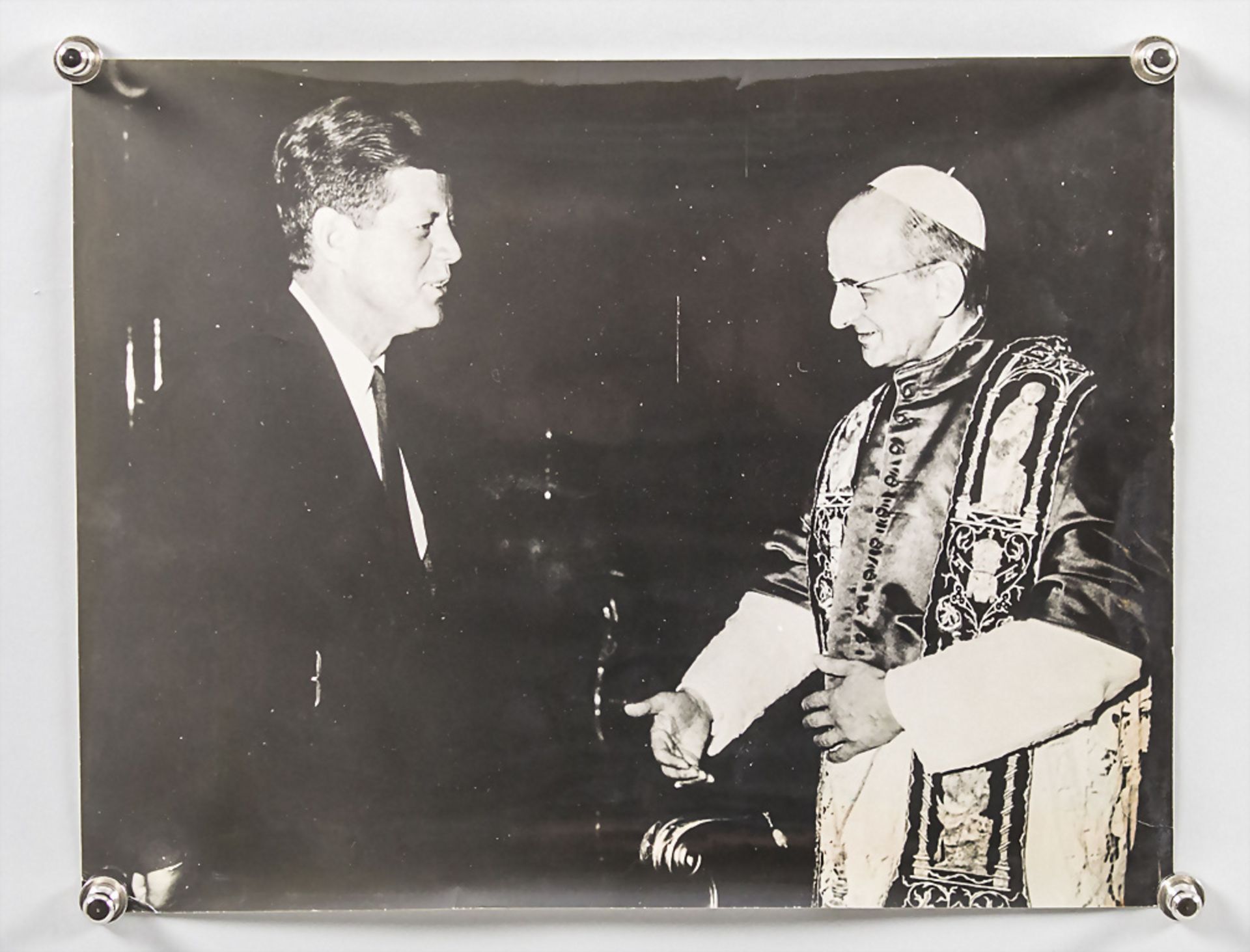 10 Pressefotografien 'Papst Paul VI (1897-1978)', Italien, 1963-1968 - Bild 2 aus 11