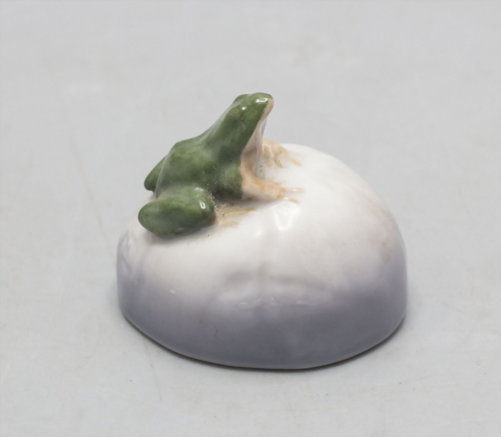 Frosch auf Stein / A frog on a stone, Royal Copenhagen, 1969-73