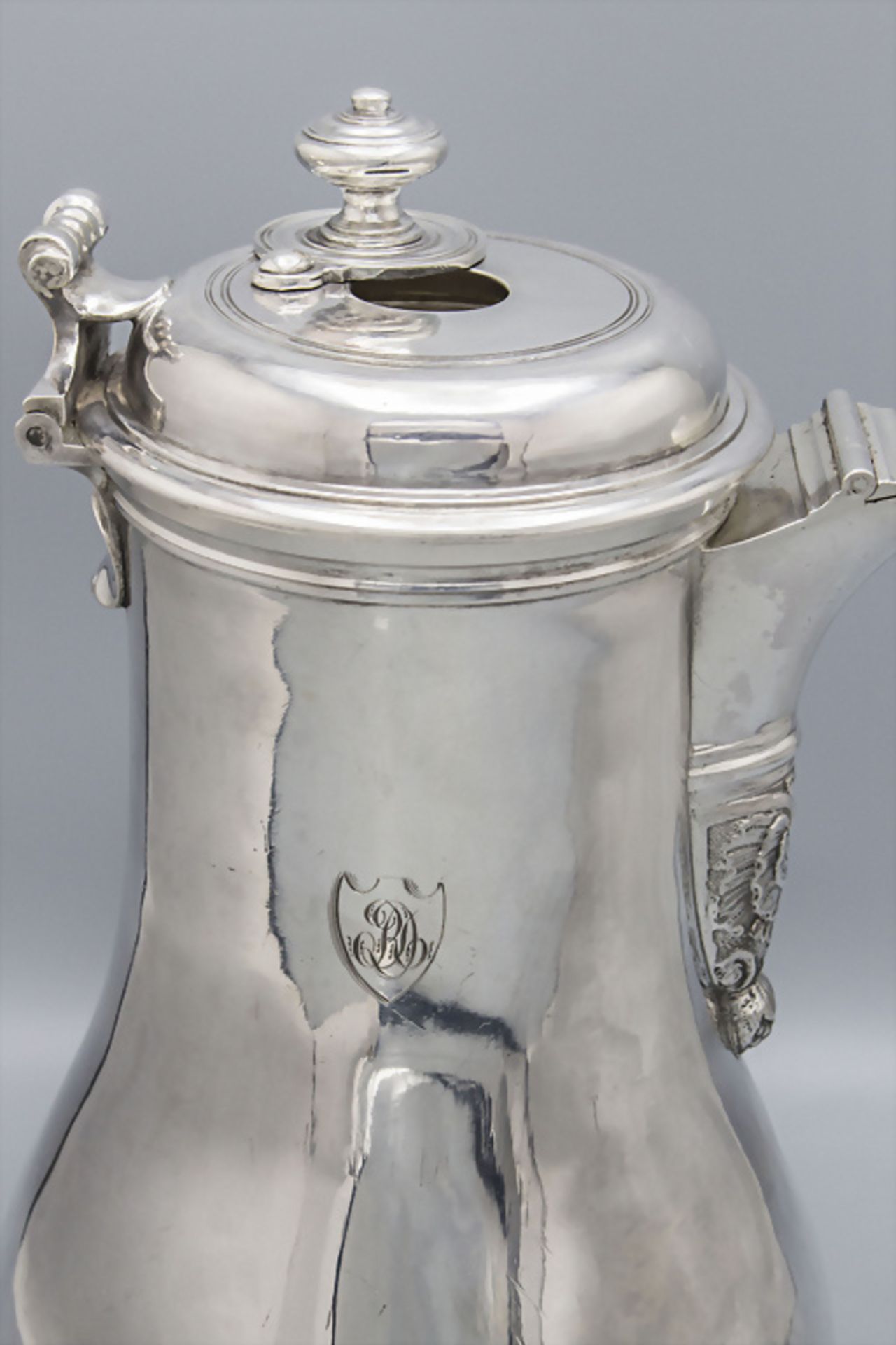 Barock Schokoladenkanne / A Baroque silver chocolatiere, Vincent Bréant, Paris, 1772-1774 - Bild 4 aus 7