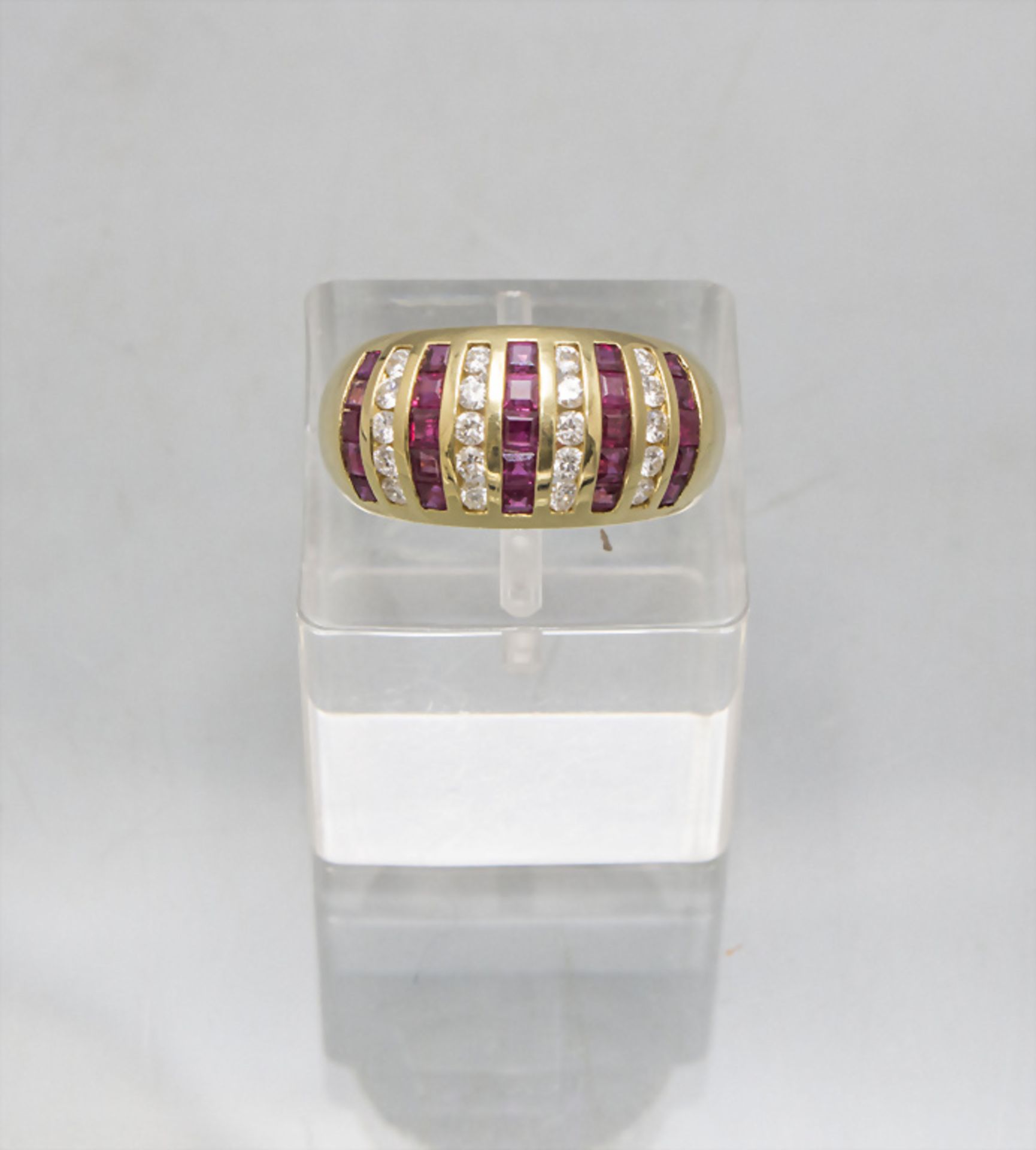 Damenring mit Diamanten und Rubinen / An 18 ct ladies gold ring with diamonds and rubies