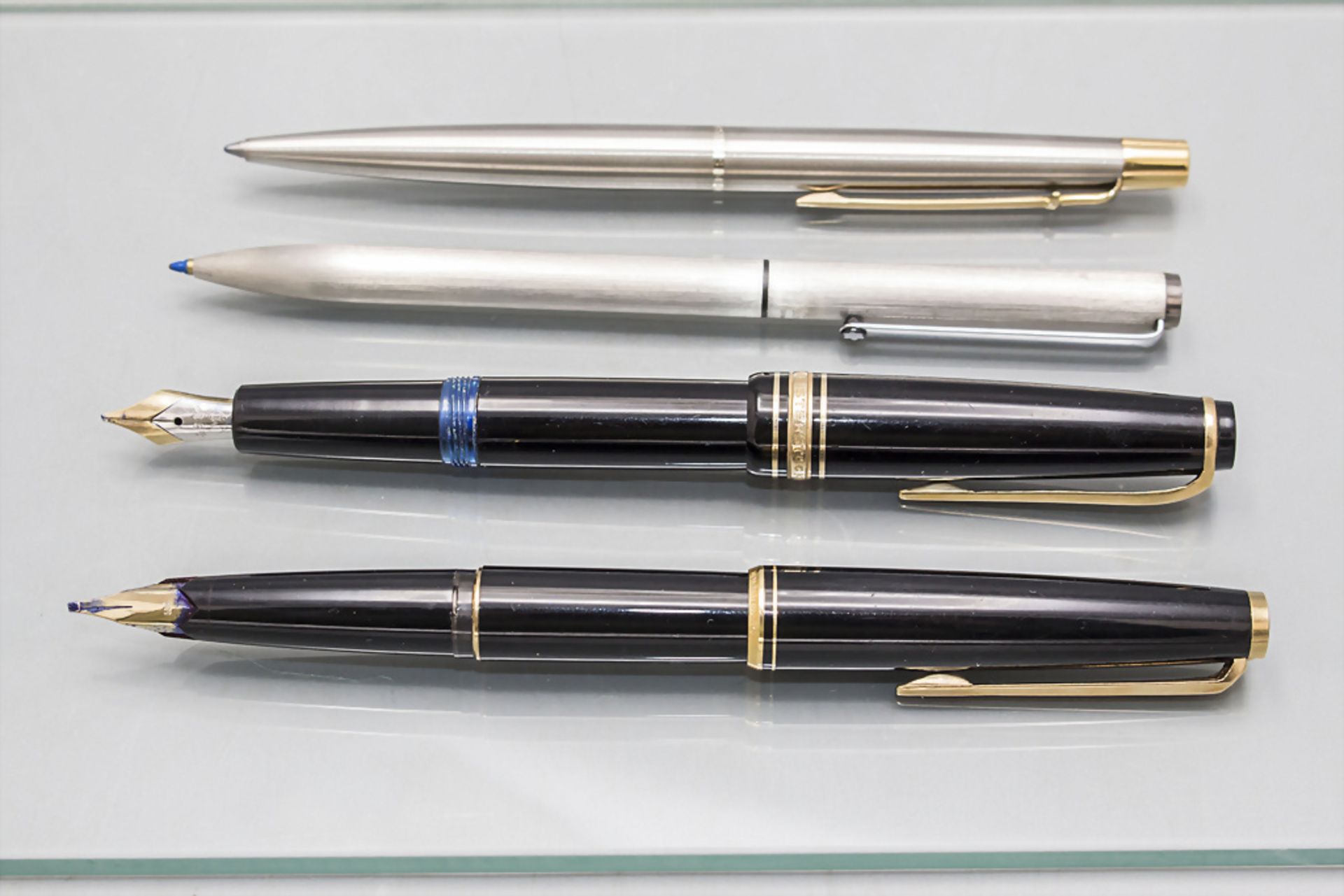 Konvolut Montblanc Schreibgeräte / A set of Montblanc writing instruments, 20. Jh. - Bild 3 aus 5