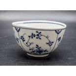Koppchen mit Blaumalerei / A coupling with blue Indian pattern, Meissen, Marcolini-Periode, um 1780