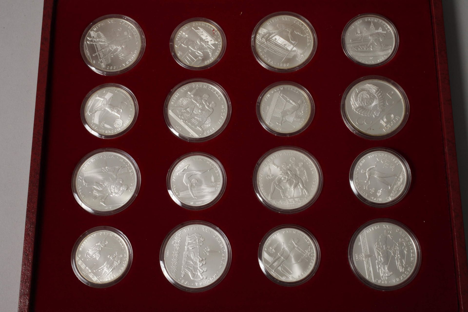 Convolute Silver Coins Moscow Olympics 1980 - Image 3 of 4