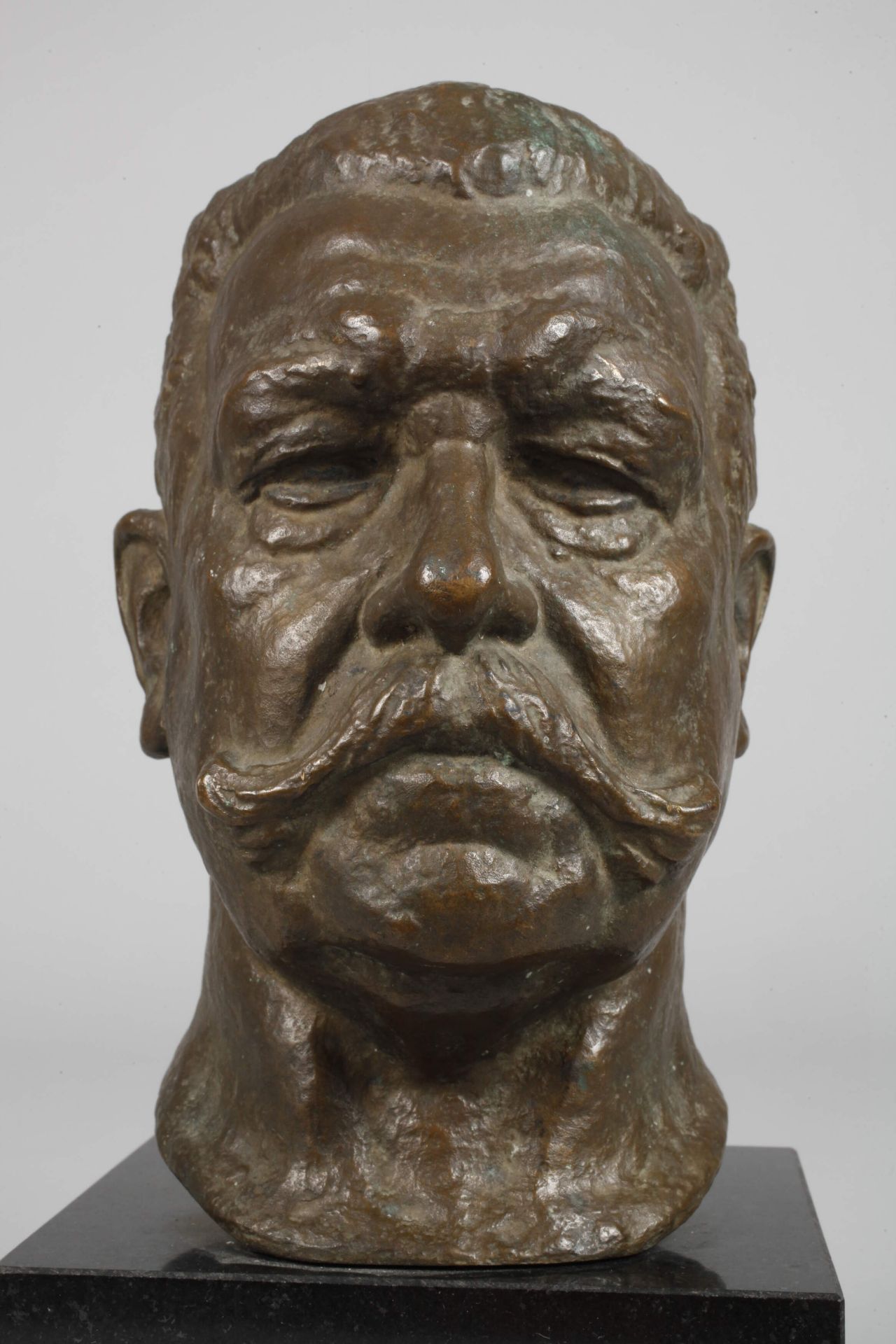 Friedrich Bagdons, bust of Paul von Hindenburg  - Image 2 of 6